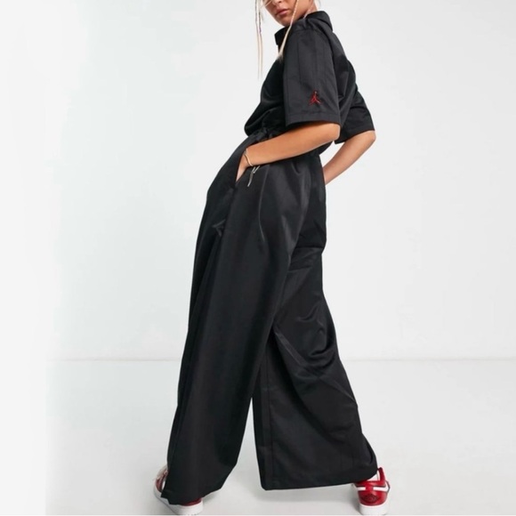 Nike Air Jordan Wide Leg Black Short-Sleeve Jumpsuit - XL - Picture 3 of 8